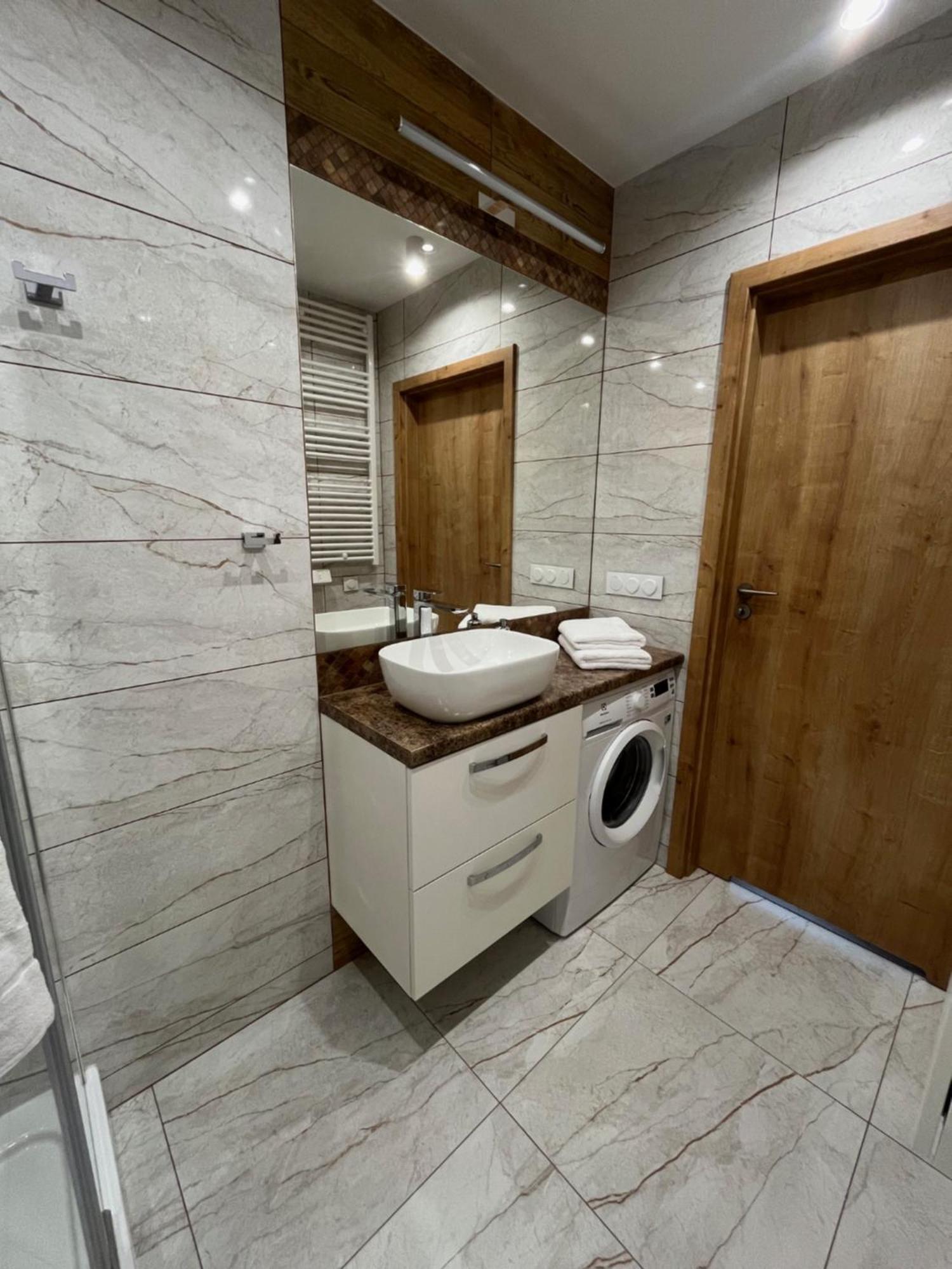 St. Cross Apartment Krakov Exteriér fotografie